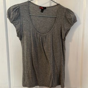 Forever 21 gray scoop-neck t-shirt